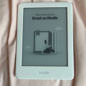 White Kindle Classic 10th Gen ereader
